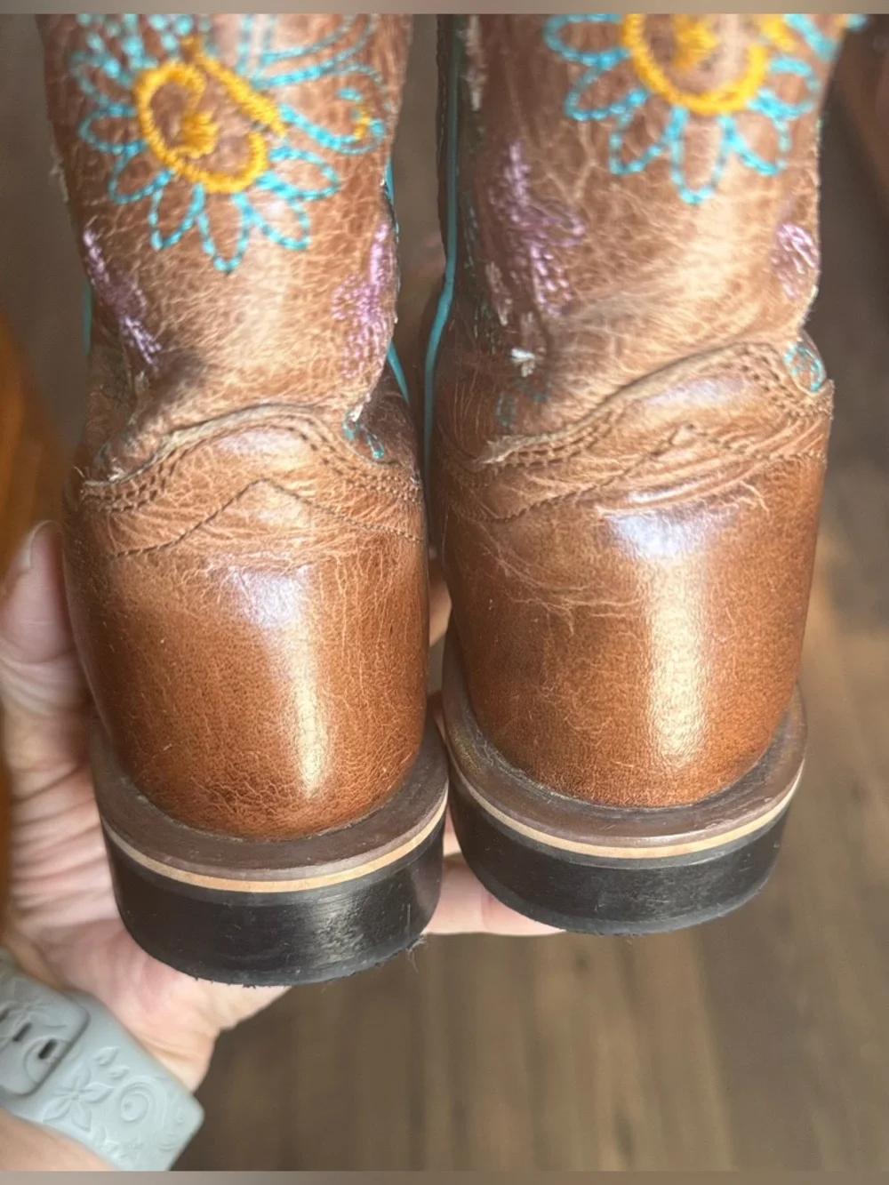 Smokey Mountain Girls Boots Brown/Turquoise Lining and Floral Embroidery Sz 13.5